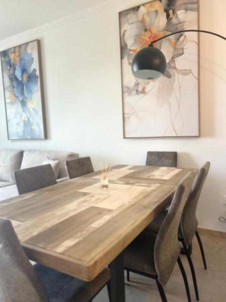 A la foto es mostra l'objecte Sea View Oasis situat a la ciutat de Manilva.