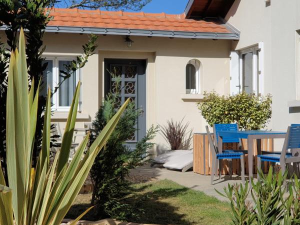 A la foto es mostra l'objecte Maison typique, centre-ville, jardin ville haute situat a la ciutat de Pornic.