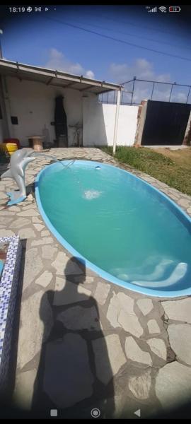 На фото показан объект BNBeachhouse, расположенный в городе Лусена.