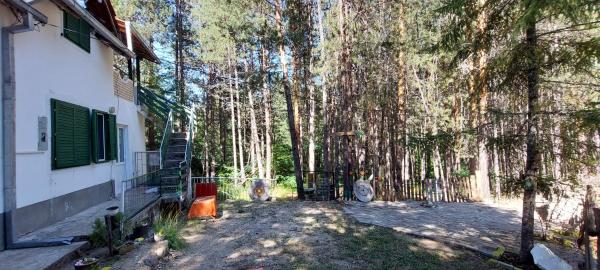 På billedet ses objektet Forest villa Atlantic beliggende i byen Pehčevo.