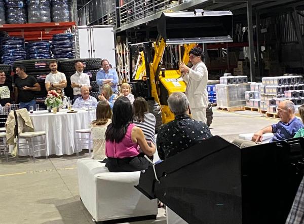 The photo shows the Prueba located in the city of Progreso.