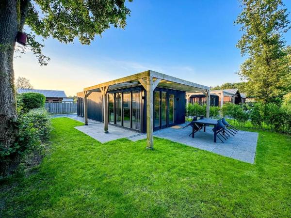 Nella foto è visibile l'oggetto Ukiyo I Ontspannen in Modern Huis met Tuin op de Veluwe situato nella città di Ermelo.