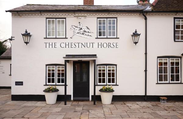 A la foto es mostra l'objecte The Chestnut Horse situat a la ciutat de Itchen Abbas.
