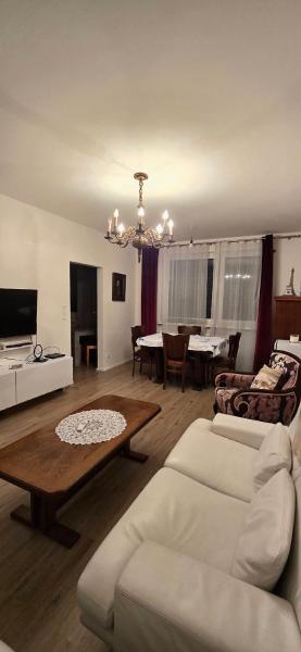 A la foto es mostra l'objecte Saska apartment situat a la ciutat de Revúca.