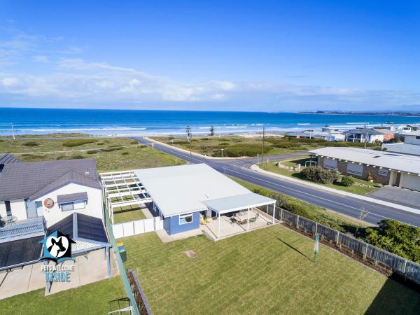 Cool Beach “Shack'' + Spectacular Views + Netflix - Middleton