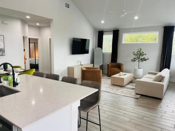 A la foto es mostra l'objecte Luxurious Hidden Gem - Downtown Access - Balcony situat a la ciutat de Austin.