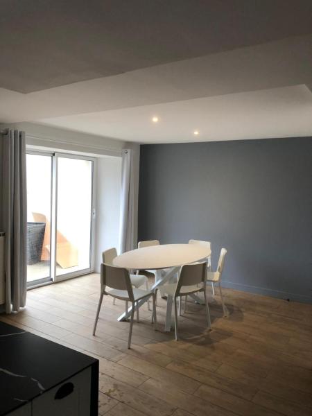 På billedet ses objektet Charmante maison beliggende i byen Azé.