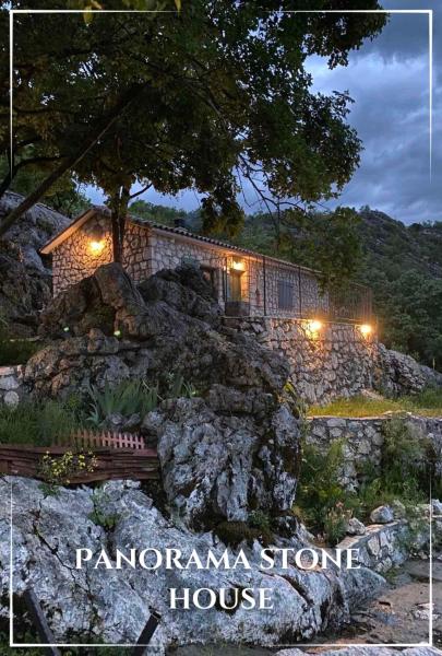 A la foto es mostra l'objecte Panorama Stone Houses - Skadar Lake situat a la ciutat de Čukovići.