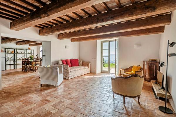 På billedet ses objektet Banditella beliggende i byen Prodo.