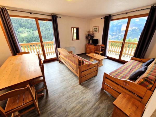 På billedet ses objektet Résidence Le Cheval Blanc - 3 pièces + cabine 8/10 personnes de 55 m² MAE-2896 beliggende i byen Modane.