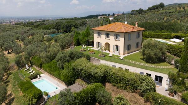 Na foto é possível ver o objeto Villa Uliveta by VacaVilla localizado na cidade de Lamporecchio.