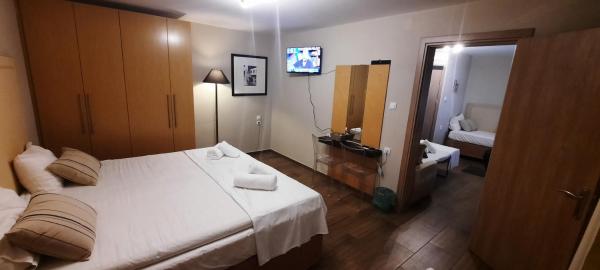 På billedet ses objektet All Season Apartments beliggende i byen Mángana.