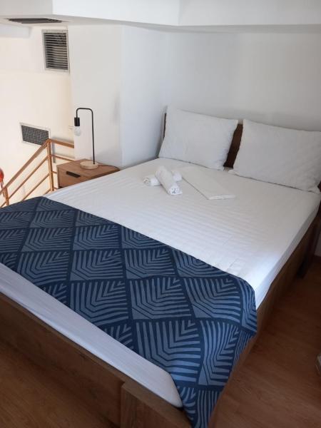 På billedet ses objektet guest house beliggende i byen Amaliada.