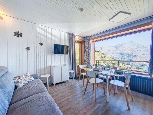 På billedet ses objektet Apartment Horizon 2000 - Le Lac by Interhome beliggende i byen Tignes.