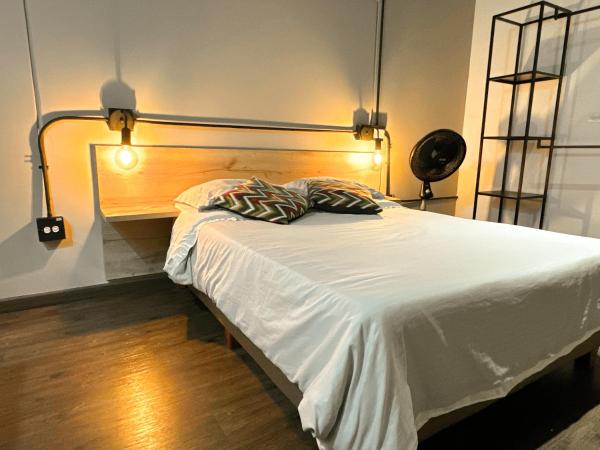 Φωτογραφία 5: Studio in Poblado near Envigado FRN103 By Roots Rentals