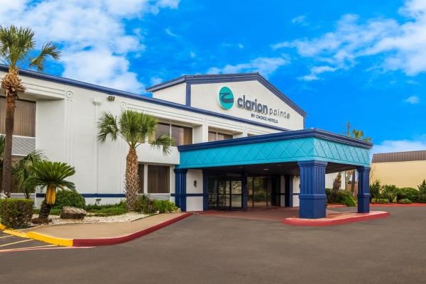A la foto es mostra l'objecte Clarion Pointe Lake Jackson - Clute situat a la ciutat de Lake Jackson.