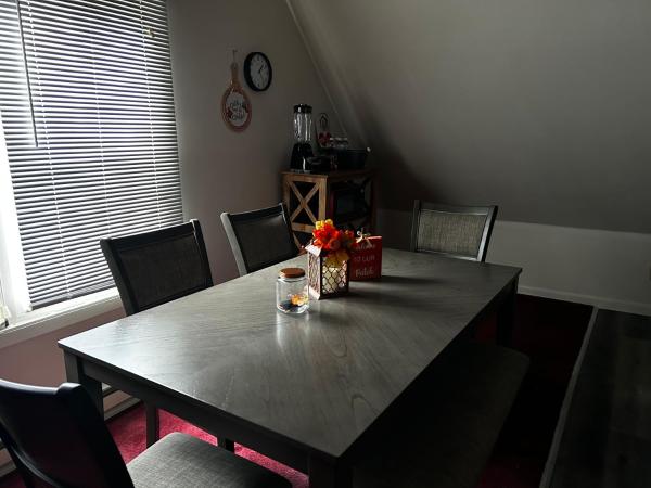 写真にはミルウォーキー市にあるApartamento en Milwaukee cerca del centro 8 mins from Milwaukee downtownが写っています。