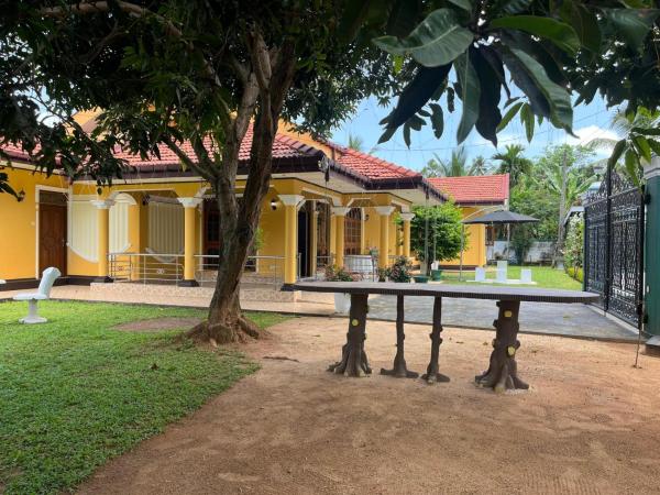 A la foto es mostra l'objecte Rehara Villa situat a la ciutat de Horagolla.