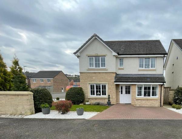 A la foto es mostra l'objecte Entire 4 bed perfect family home in Glasgow situat a la ciutat de Barrhead.