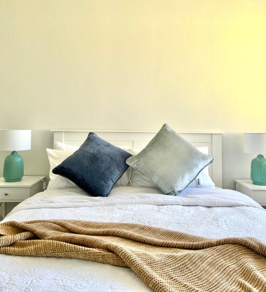 Entire Unit Rental At Bondi Beach-staybay - Manly