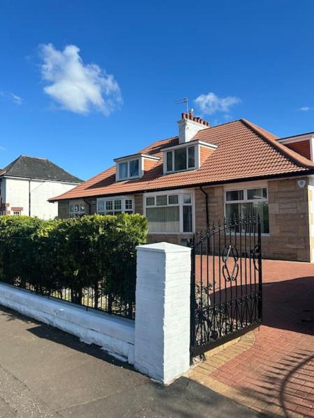 Entire Private 1 Bedroom - Guest Suite in Glasgow, Glasgow