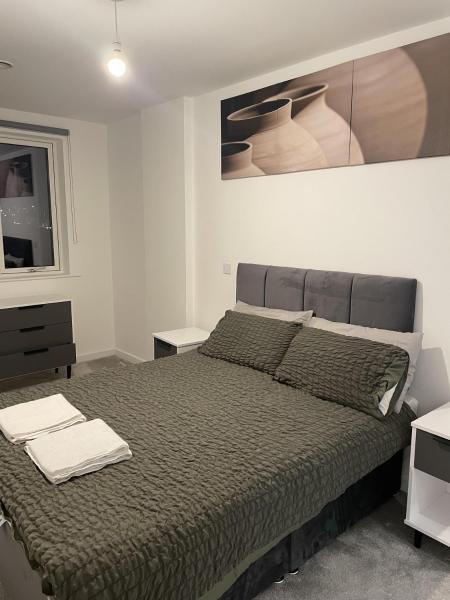 A la foto es mostra l'objecte 2 Bedroom Luxury Apartment in Barking situat a la ciutat de Barking.