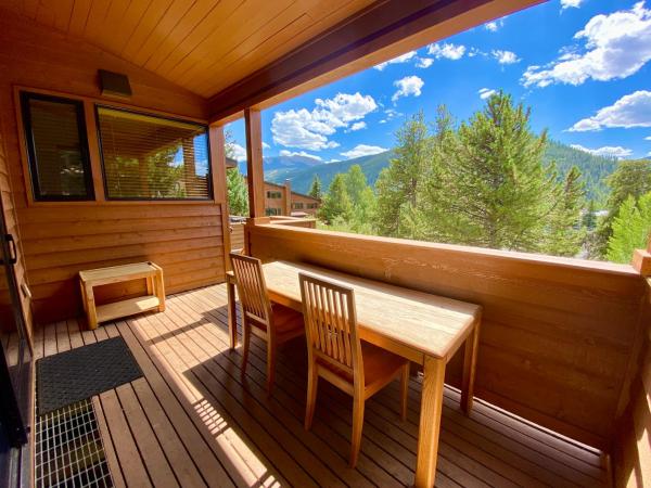 A la foto es mostra l'objecte Tennis Townhomes 1309 by SummitCove Lodging in Colorado situat a la ciutat de Keystone.