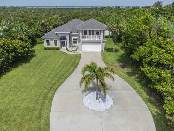 Nella foto è visibile l'oggetto Seaside Serenity -Private Pool with Beach Access situato nella città di Grant.