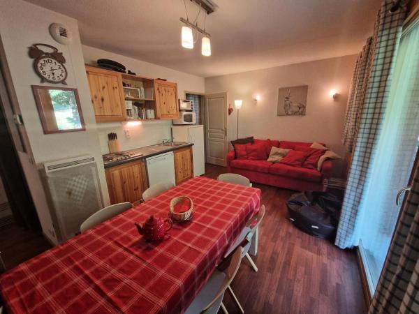Nella foto è visibile l'oggetto Chalets De Florence - 3 pièces proche des remeontées 6 personnes MAE-2918 situato nella città di Modane.