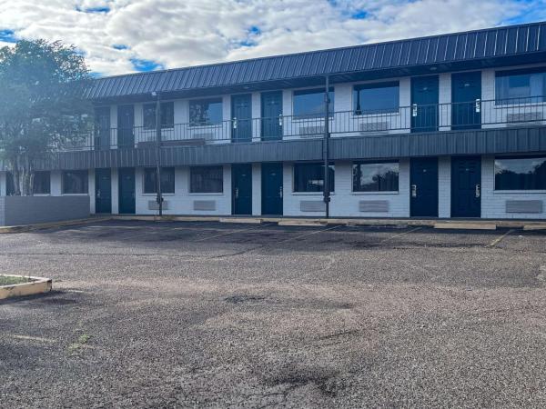 Na fotografii je vidět objekt Motel 6 Borger, TX Boom Town nacházející se ve městě Borger.