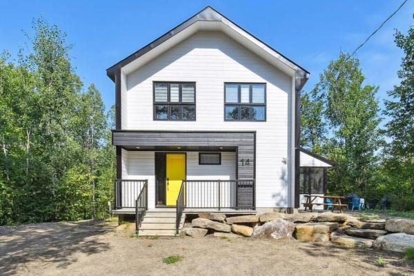 Kuvassa näkyy kohde Chalet Astra, joka sijaitsee kaupungissa Mandeville.
