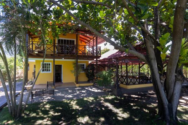A la foto es mostra l'objecte Casa Palmar situat a la ciutat de Esperanza.