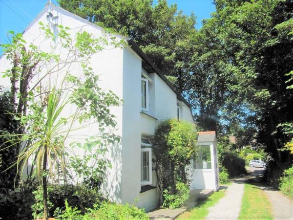 Op de foto is het object Beautiful Valley Cottage family dog frendly near sea Pixie Cottage Cornwall te zien, gelegen in de stad Illogan.