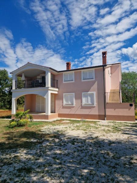 Na zdjęciu widoczny jest obiekt San Rocco Apartment, Nova Vas położony w mieście Nova Vas.