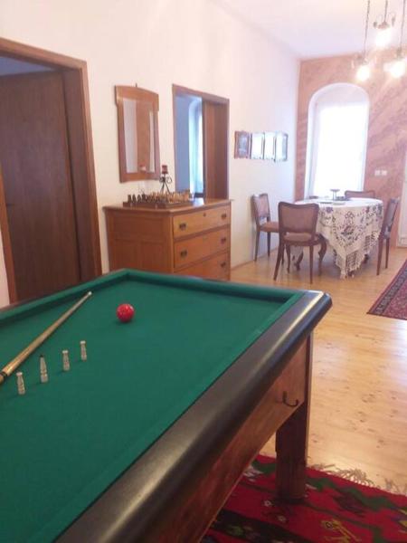 Na zdjęciu widoczny jest obiekt Stomnar's retro house położony w mieście Prilep.