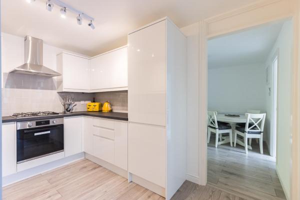 Kuva 6: 2bed flat in Nottinghill