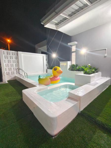 RUMAH ADAM Homestay Bukit Changgang Private Pool