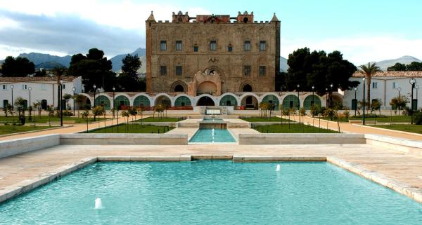 På billedet ses objektet Maison al-Aziz beliggende i byen Palermo.