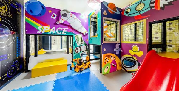 En la foto se muestra el objeto Daebudo sunshine kids poolvilla ubicado en la ciudad de Ansan.