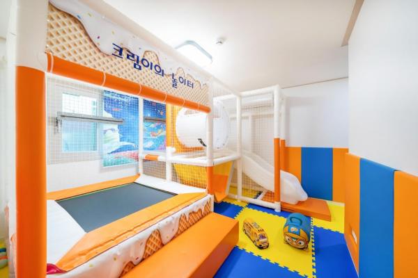 A la foto es mostra l'objecte Chungdo cookiekids poolvilla situat a la ciutat de Sora.