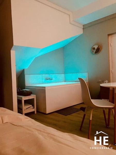 Billede 3: Suite Dune - Escapade Romantique avec Jacuzzi Privé
