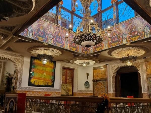 A la foto es mostra l'objecte Riad Laraichi Palace Suites situat a la ciutat de Fes.