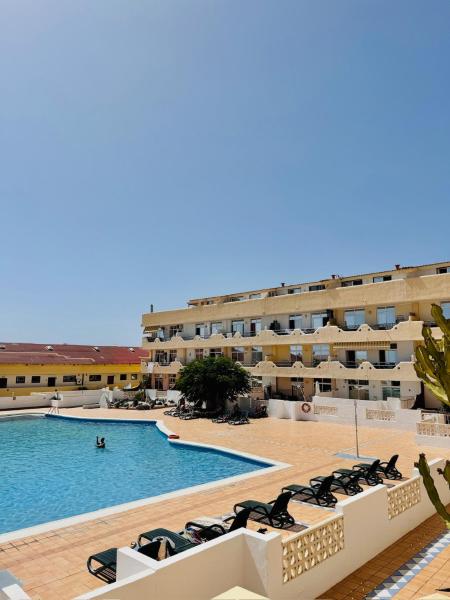 Nella foto è visibile l'oggetto Paraiso Marina Palace situato nella città di Adeje.