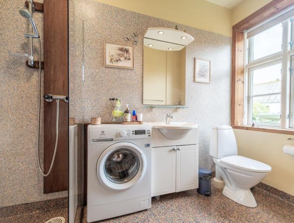 Fotografie 5: Charming, spacious, sea view guest house
