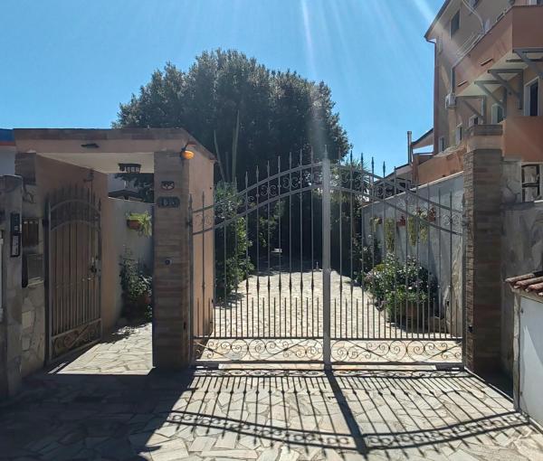 En la foto se muestra el objeto Casa Giò ubicado en la ciudad de Assemini.
