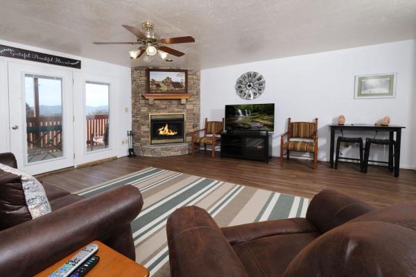 Cole's Condo By Colonial Properties - Dollywood, Pigeon Forge