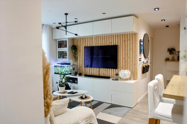 A la foto es mostra l'objecte Aquarelle home situat a la ciutat de Corbeil-Essonnes.