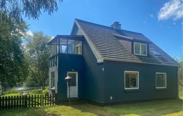 Na zdjęciu widoczny jest obiekt Cozy Home In Ry With Wifi położony w mieście Ry.