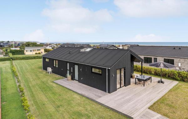 På billedet ses objektet 3 Bedroom Lovely Home In Sæby beliggende i byen Sæby.