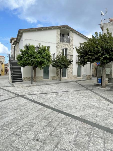 Auf dem Foto ist das Objekt Nel borgo di Capri Leone in der Stadt Mirto zu sehen.